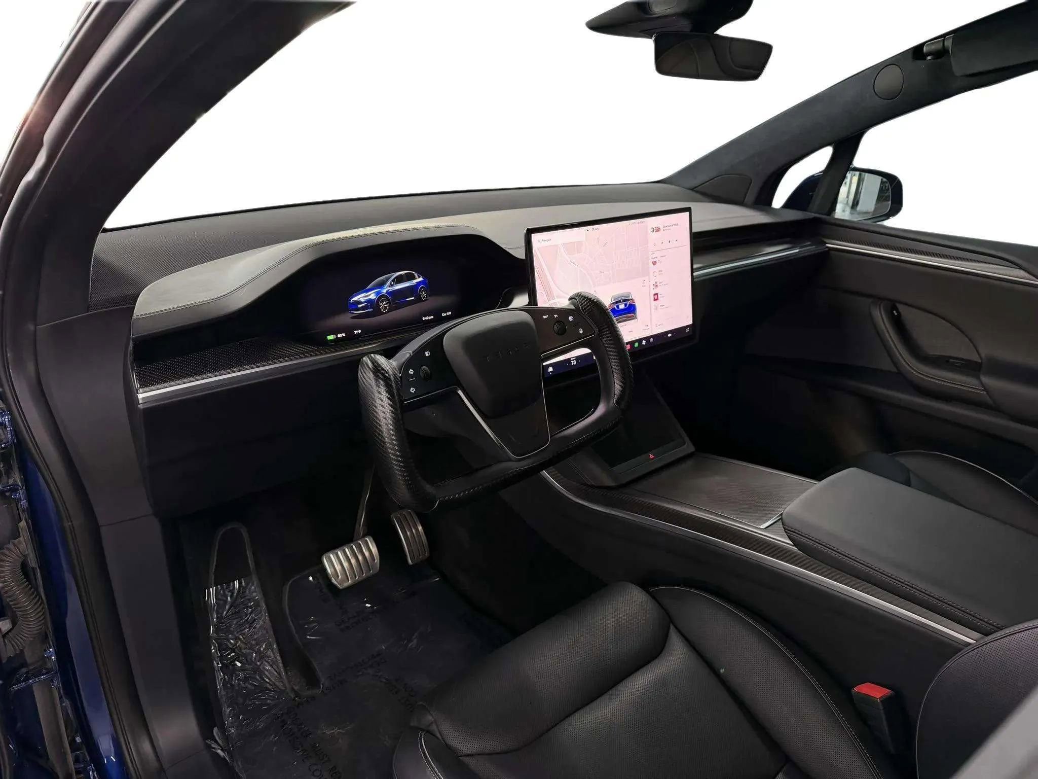 Used 2022 Tesla Model X Plaid image 9