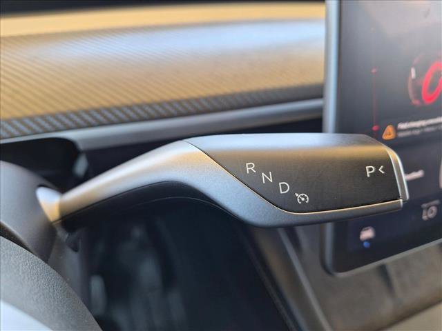 Used 2023 Tesla Model Y Long Range AWD/4WD image 11