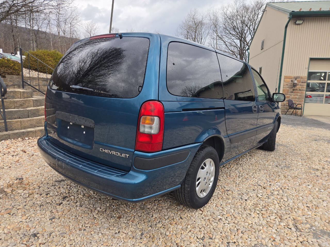 Used 2003 Chevrolet Venture LS FWD image 3