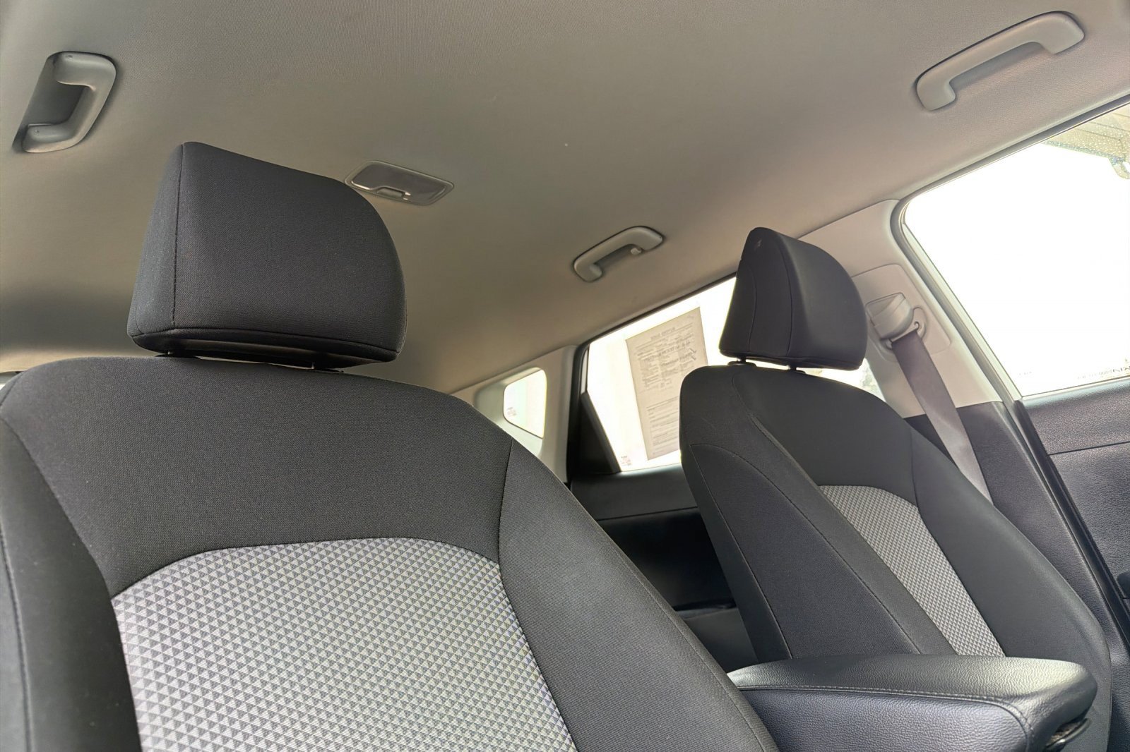 Used 2023 Kia Soul LX w/ LX Technology Package FWD image 14