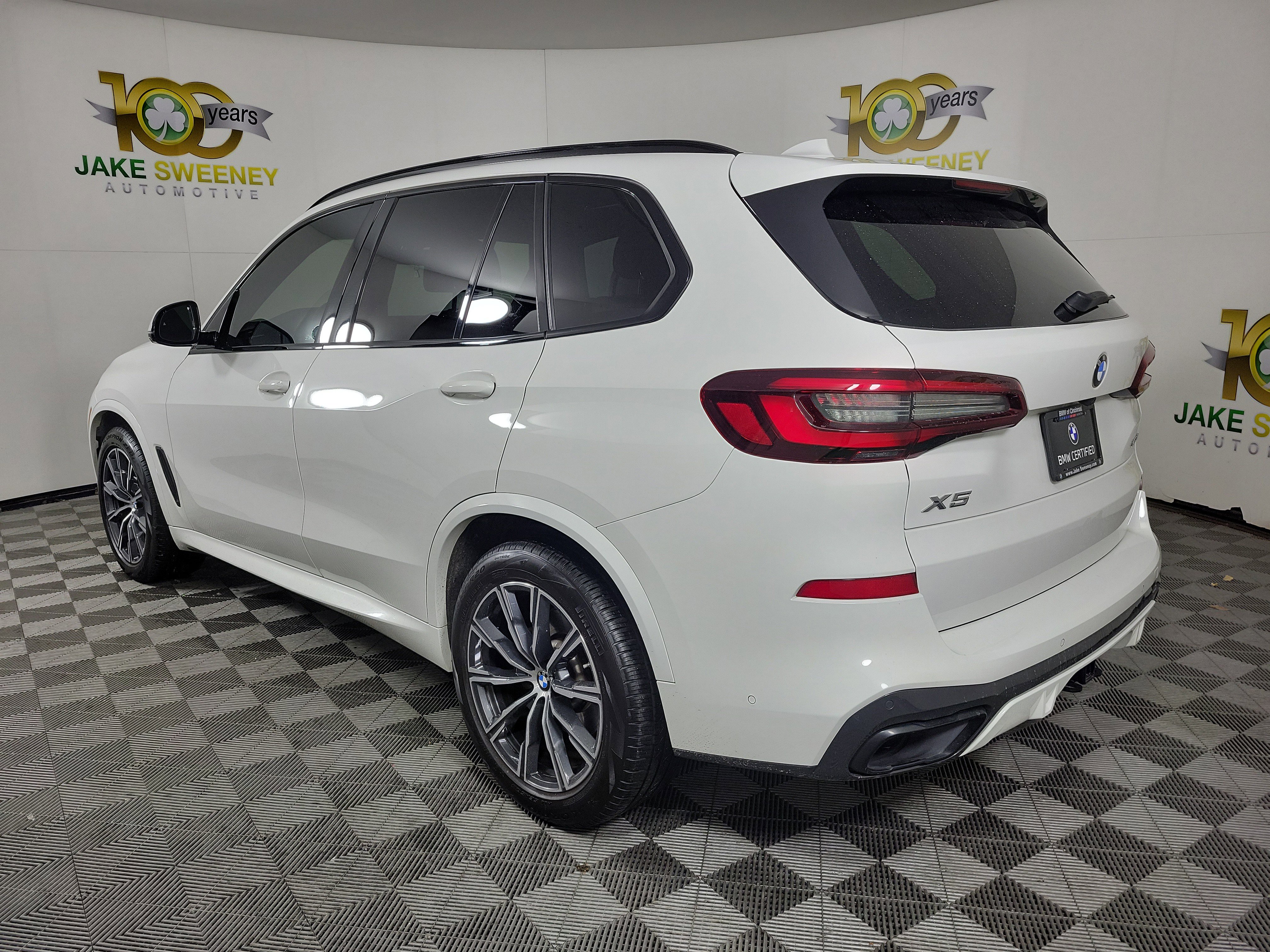 Certified 2022 BMW X5 xDrive40i w/ M Sport Package image 5
