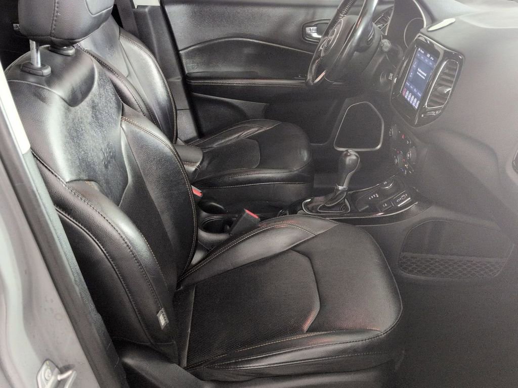 Used 2020 Jeep Compass Limited image 23
