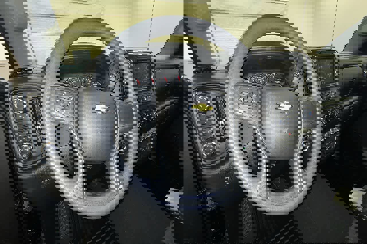 Used 2024 Chevrolet Silverado 2500 Custom w/ Custom Convenience Package image 15