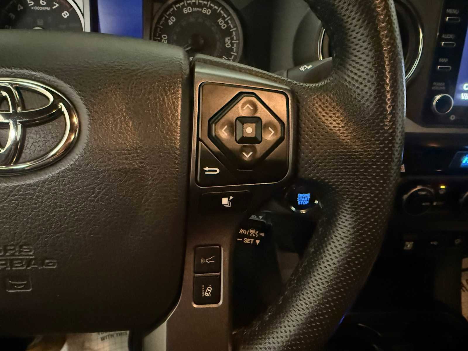 Used 2023 Toyota Tacoma TRD Sport image 30