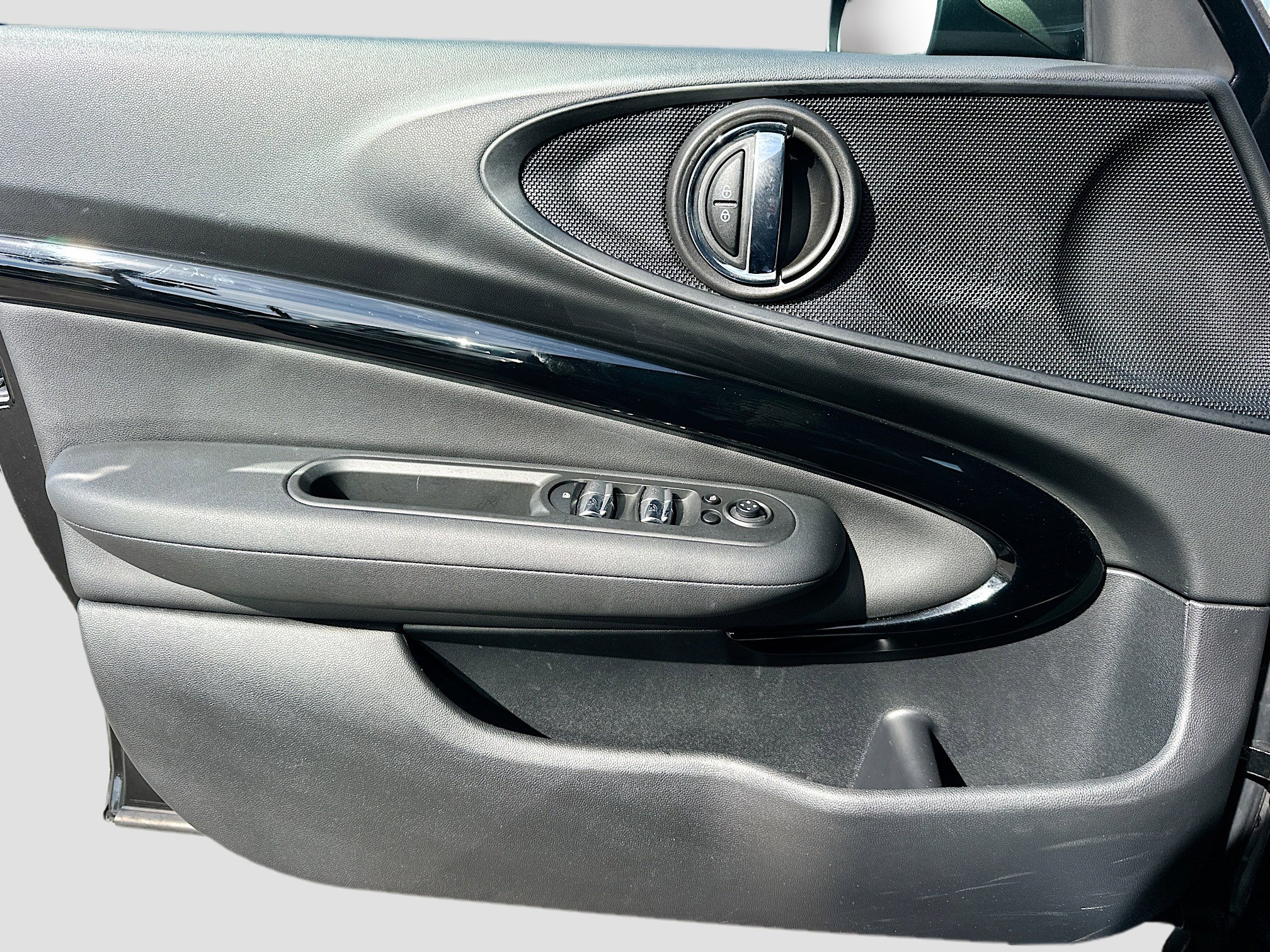 Used 2024 MINI Cooper Clubman S image 22