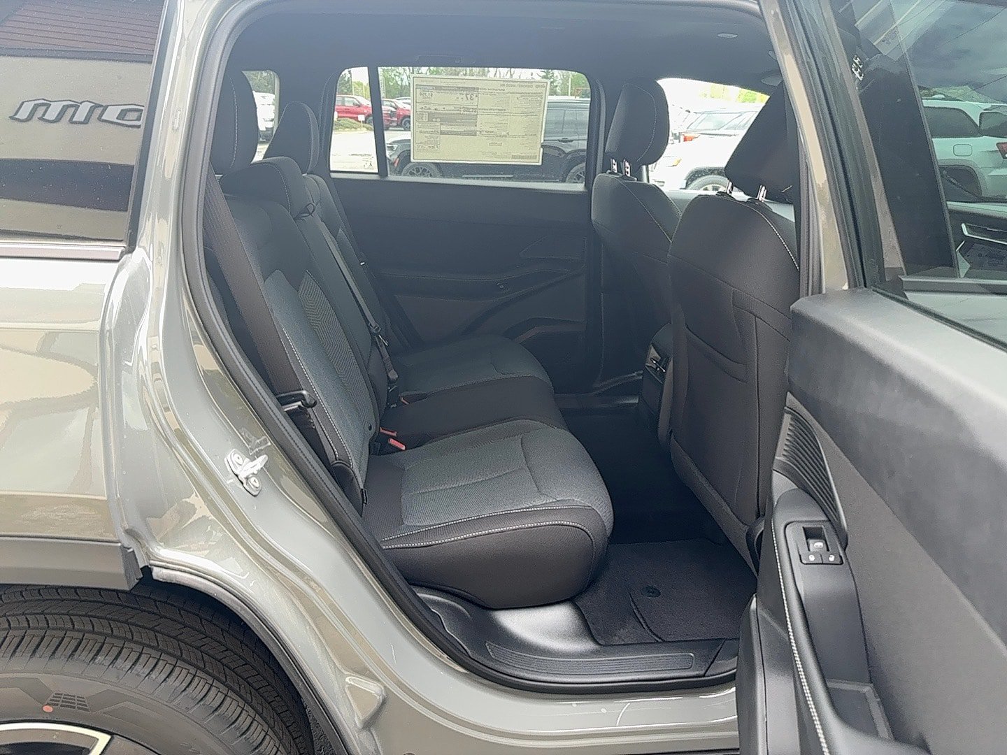 New 2026 Jeep Cherokee Laredo AWD/4WD image 9