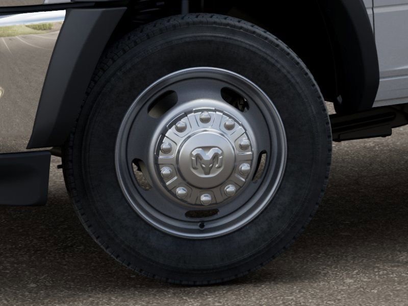 New 2026 RAM 4500 Tradesman w/ Chrome Appearance Group AWD/4WD image 8
