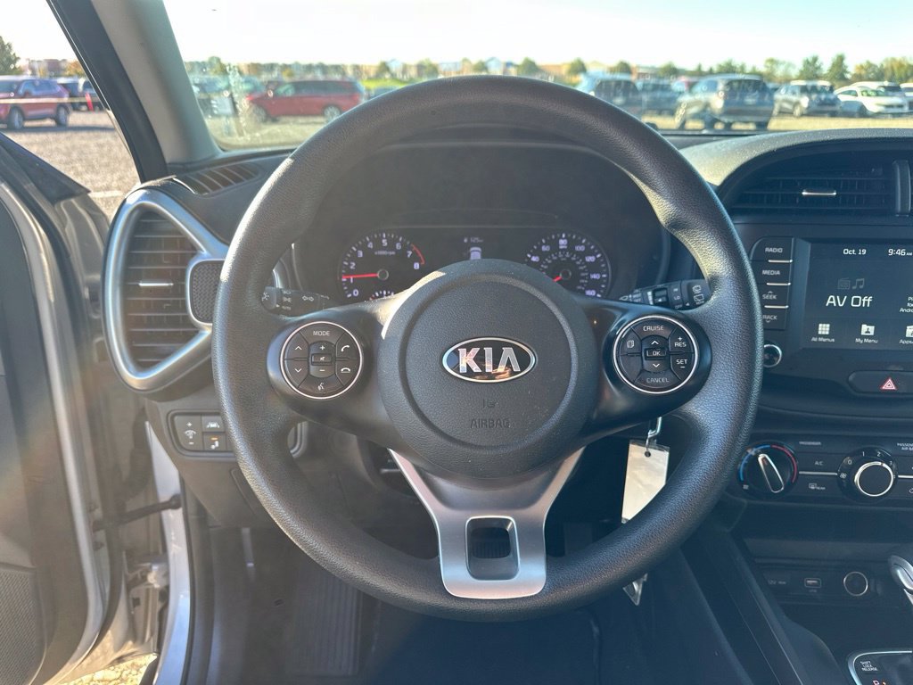 Used 2020 Kia Soul S FWD image 19