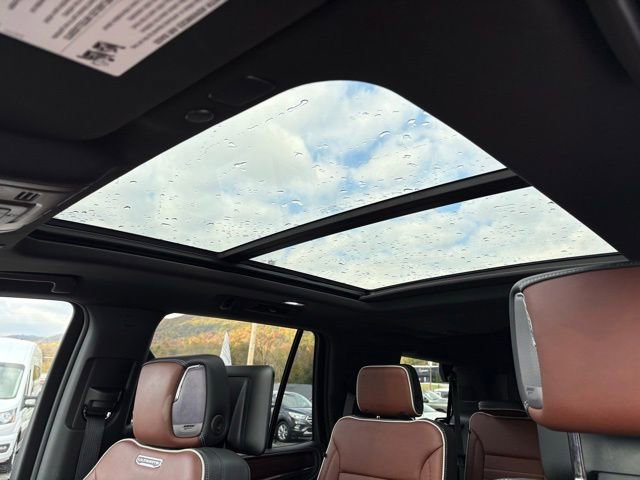Used 2024 GMC Yukon Denali Ultimate image 28