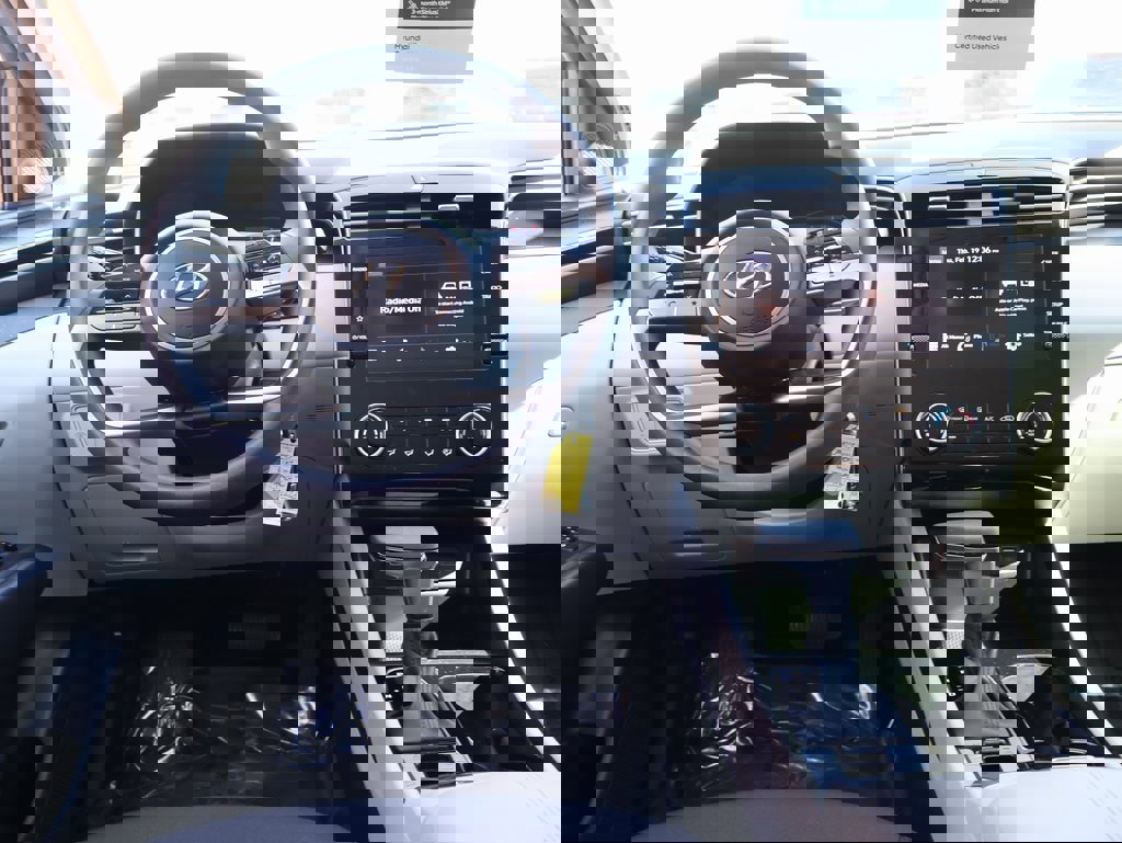 Certified 2024 Hyundai Tucson SE image 19