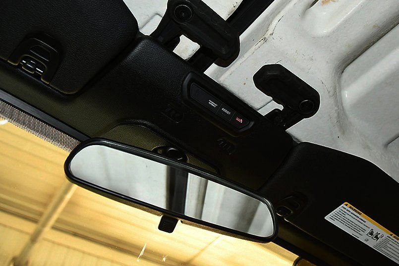 Used 2023 Jeep Wrangler Unlimited AWD/4WD image 25