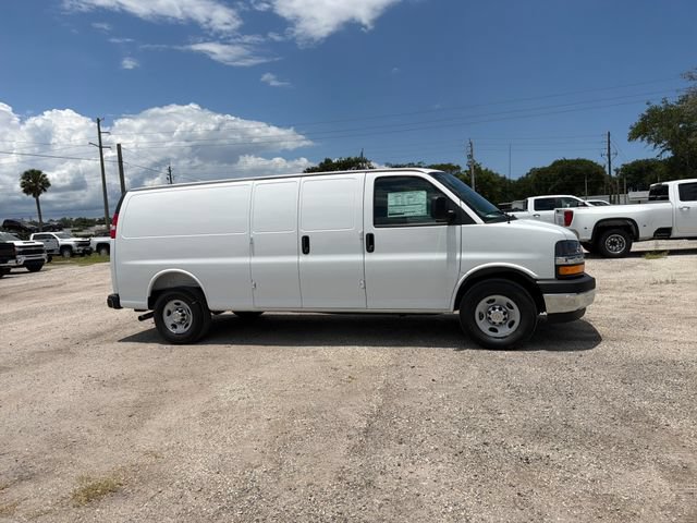 New 2026 Chevrolet Express 3500 Extended w/ Driver Convenience Package RWD image 18