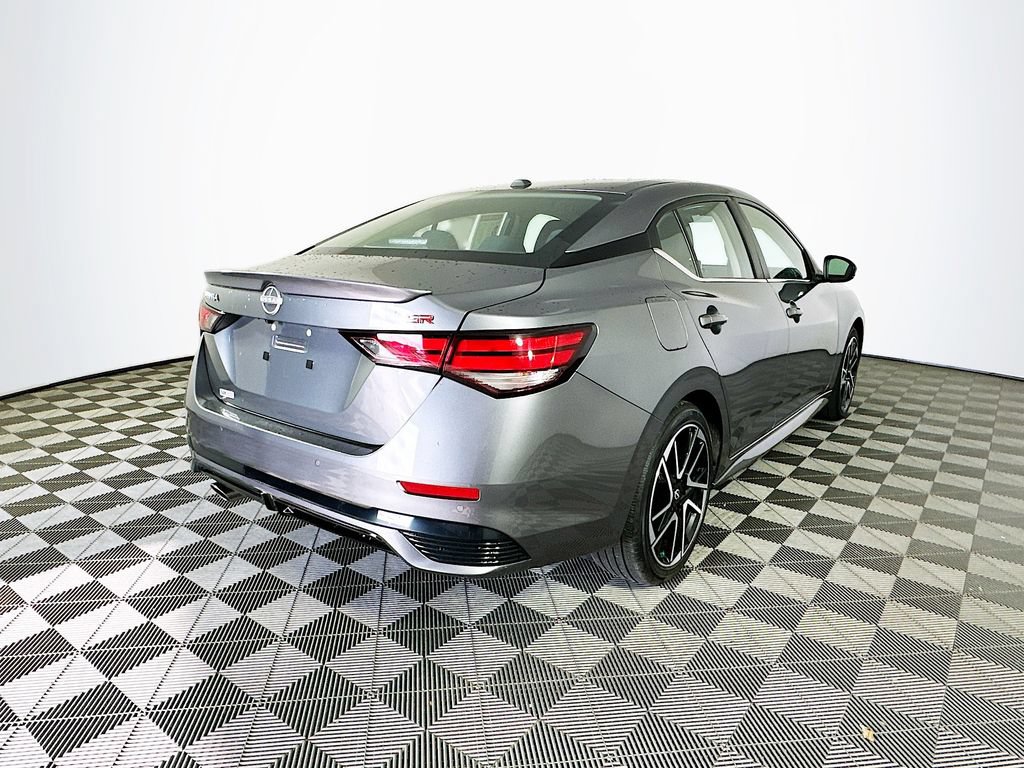 Certified 2025 Nissan Sentra SR FWD image 11
