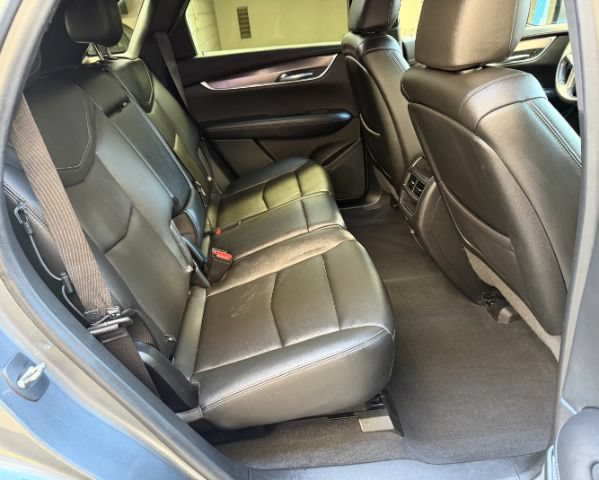 Used 2021 Cadillac XT5 Luxury w/ LPO, Floor Liner Package FWD image 15