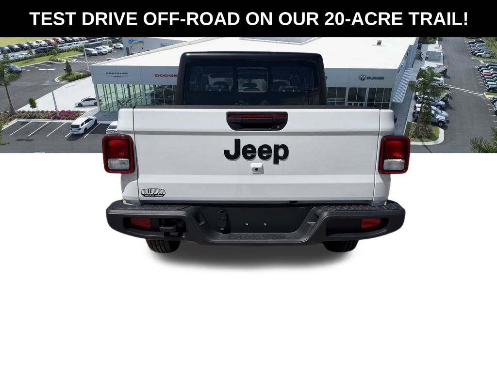 New 2026 Jeep Gladiator Sport AWD/4WD image 9