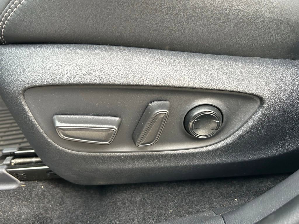 Used 2025 Toyota RAV4 Limited w/ Weather Package FWD image 17
