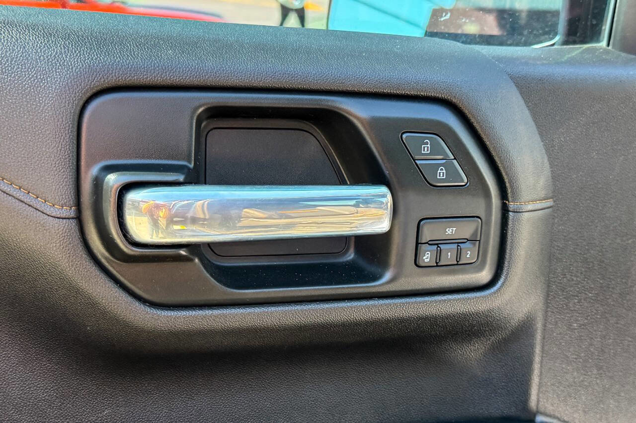 Used 2020 GMC Sierra 1500 AT4 w/ AT4 Premium Package AWD/4WD image 30