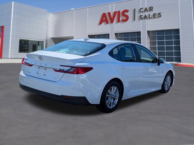 Used 2025 Toyota Camry LE image 6
