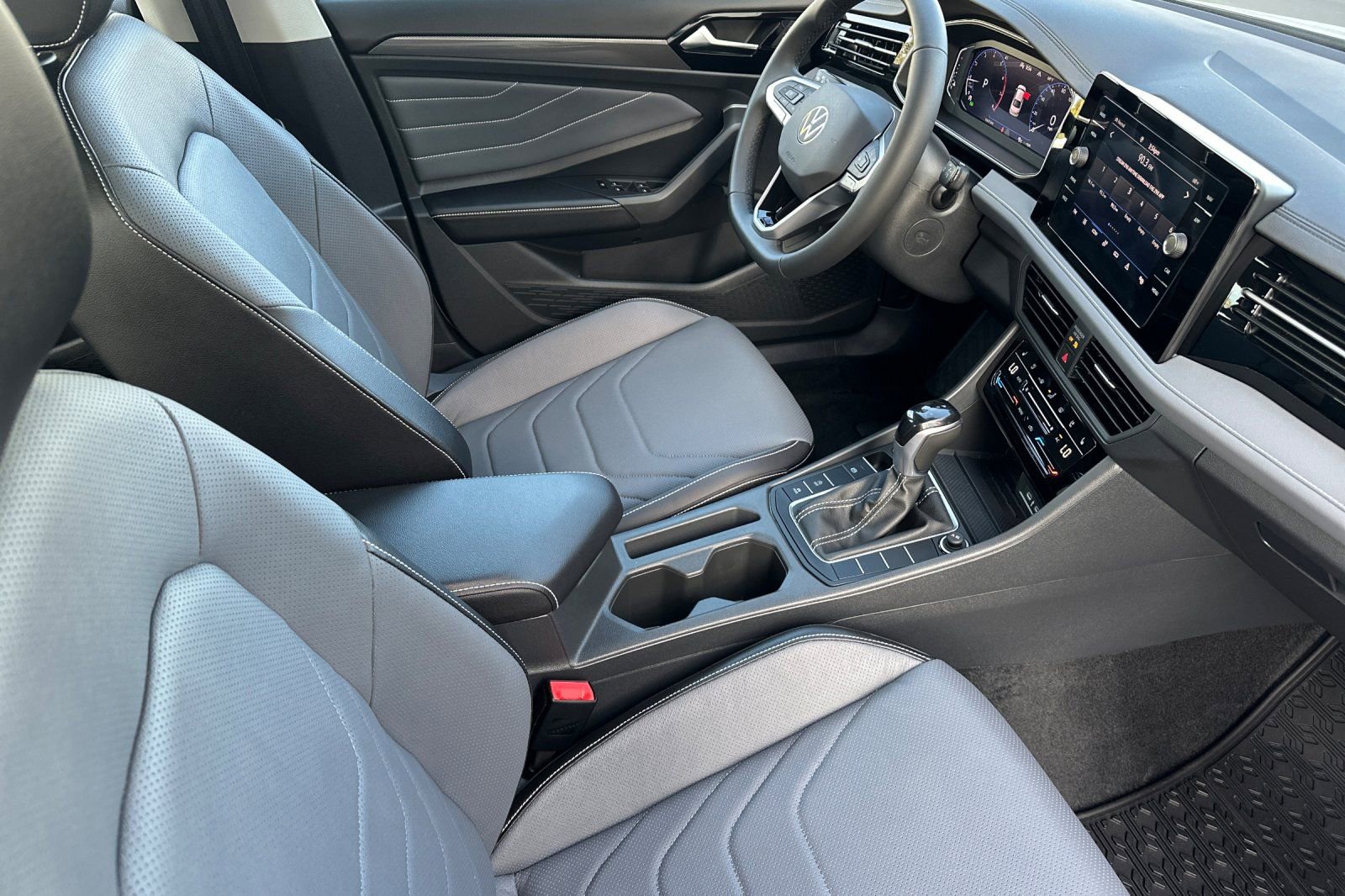 New 2026 Volkswagen Jetta SEL FWD image 13