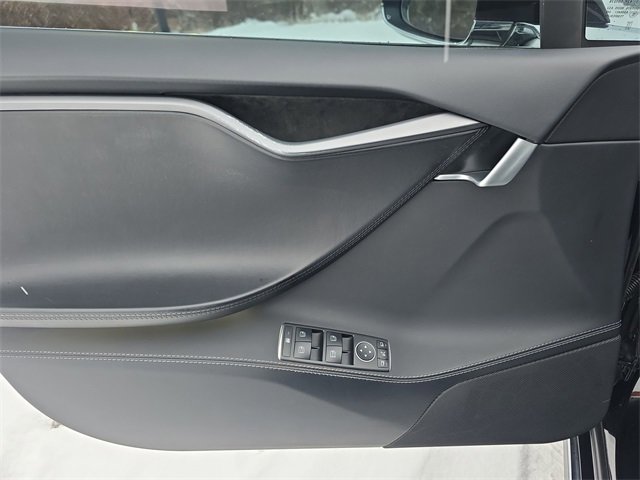 Used 2020 Tesla Model S Long Range Plus image 13