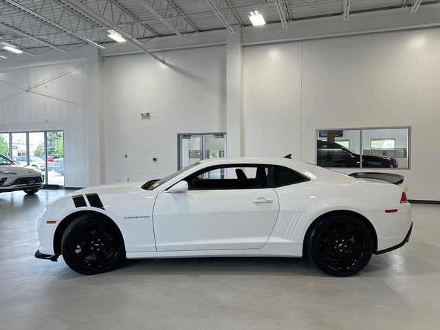 Used 2015 Chevrolet Camaro LT w/ LPO, Black Appearance Package RWD image 9