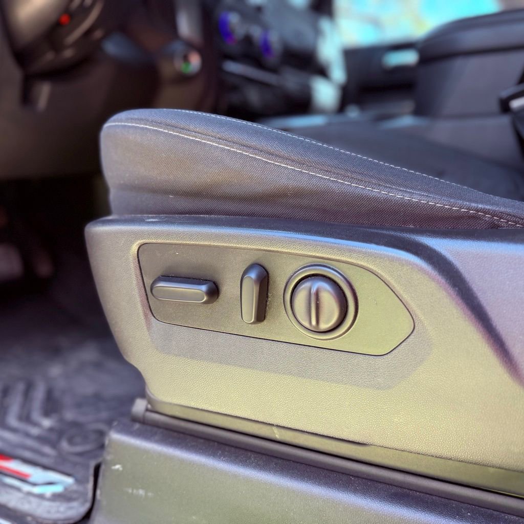 Used 2021 Chevrolet Silverado 1500 RST image 22