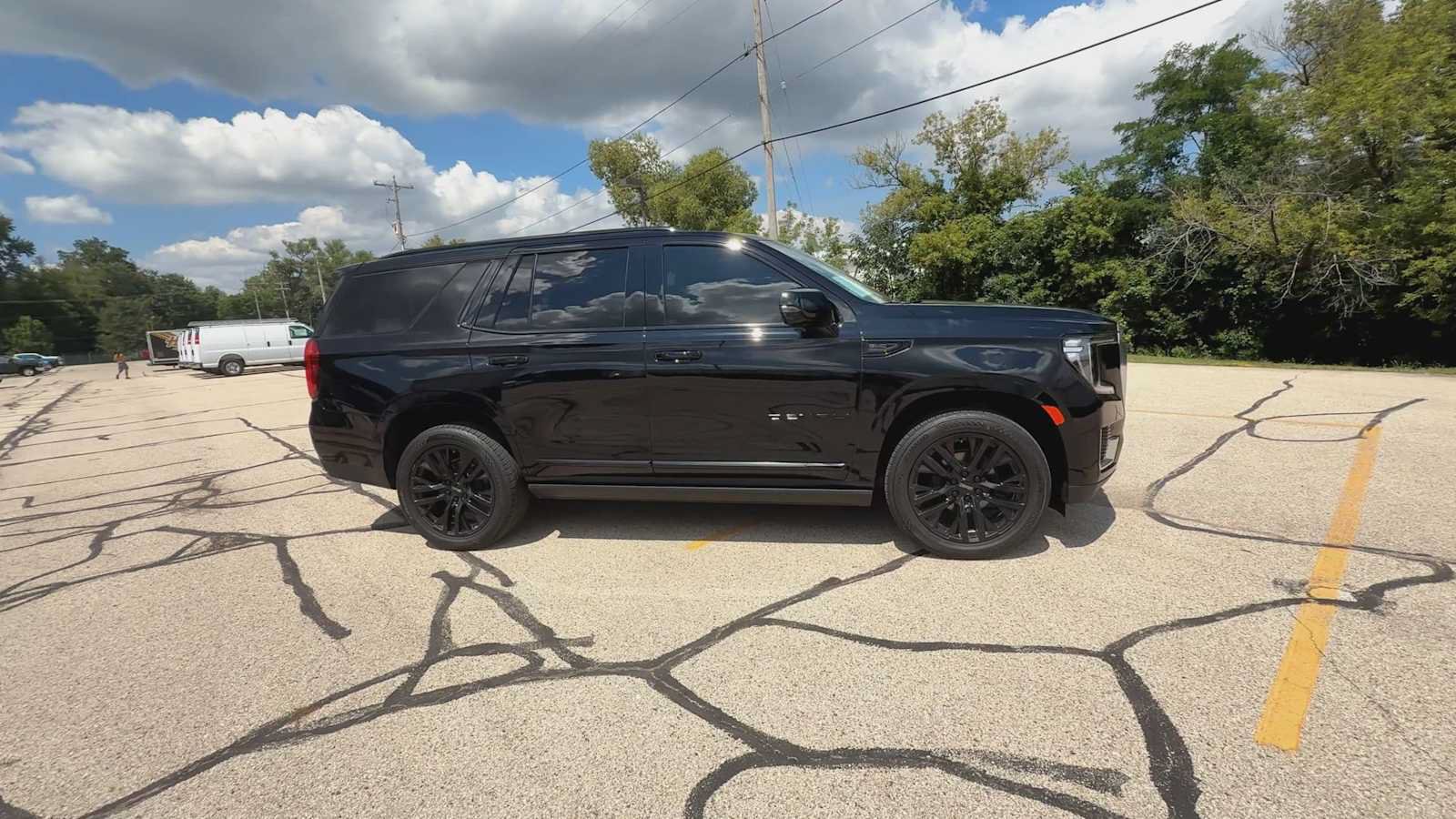 Certified 2023 GMC Yukon Denali AWD/4WD image 9