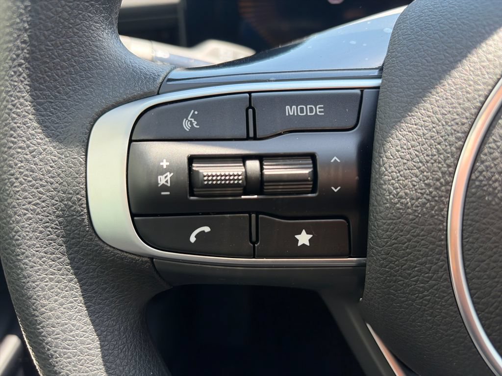 New 2026 Kia K5 LXS FWD image 13