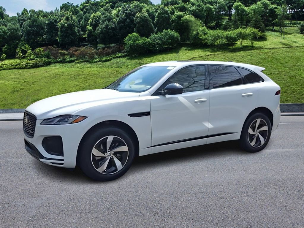 Used 2025 Jaguar F-PACE R-Dynamic S image 4