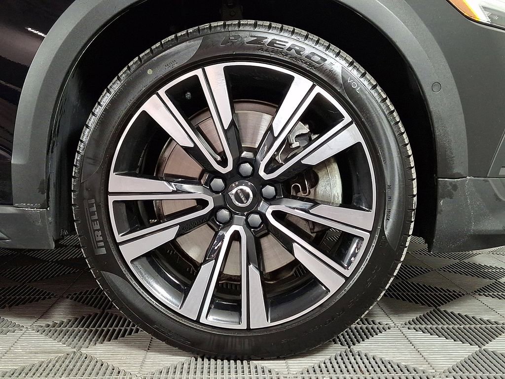 Used 2022 Volvo V60 T5 Cross Country w/ Advanced Package image 12
