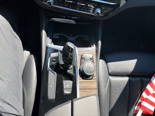 Used 2018 BMW 530i xDrive AWD/4WD image 16
