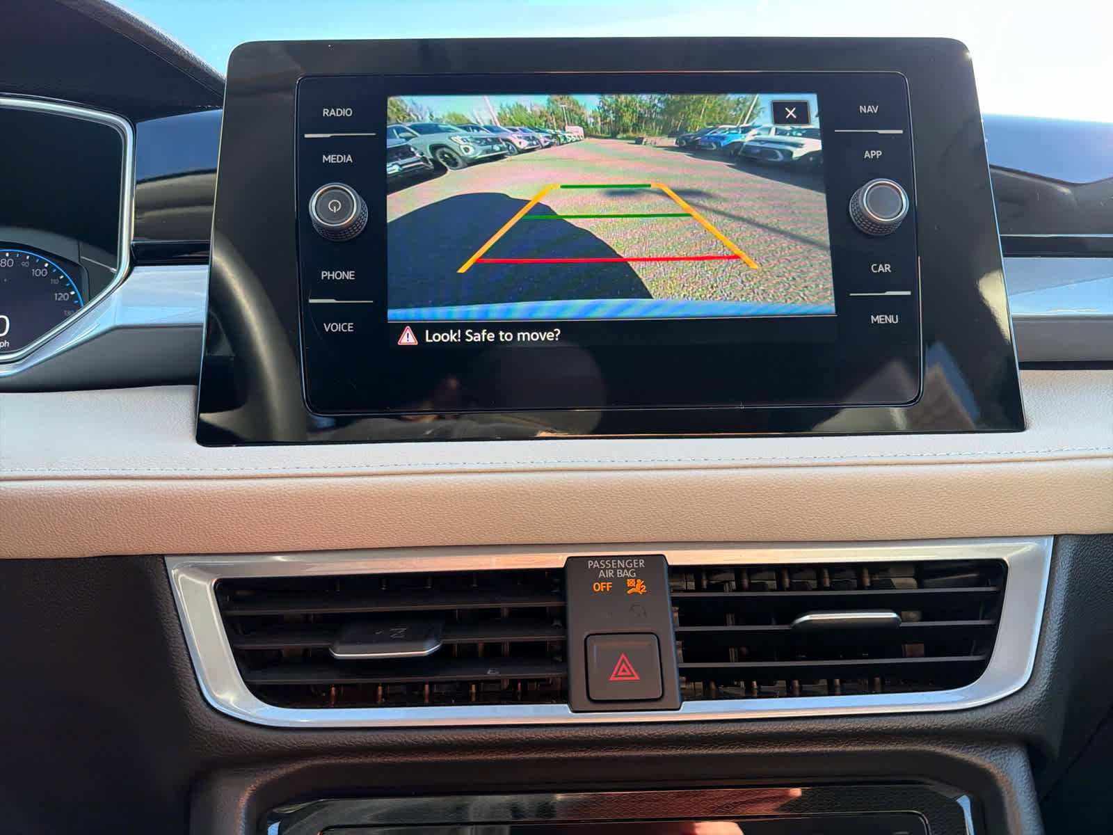 Certified 2025 Volkswagen Taos SEL image 22