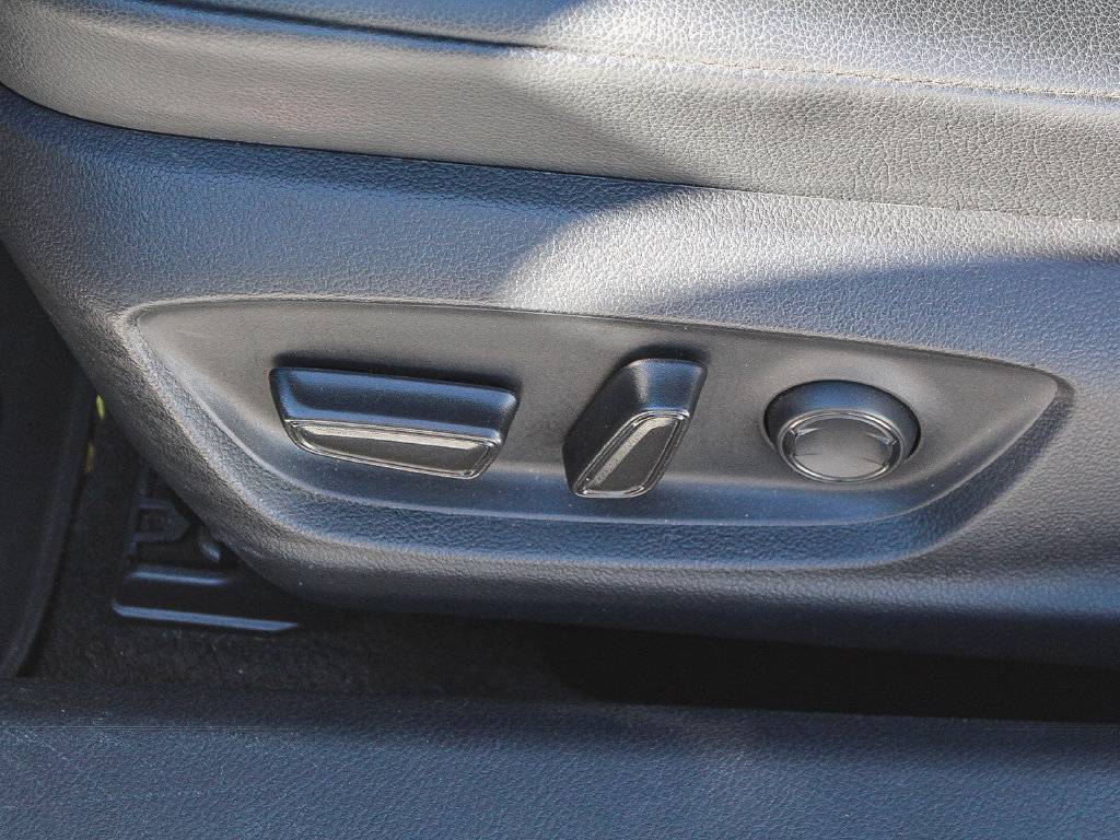 Used 2023 Toyota Camry SE w/ Protection Package (Q2) (TMS) FWD image 22