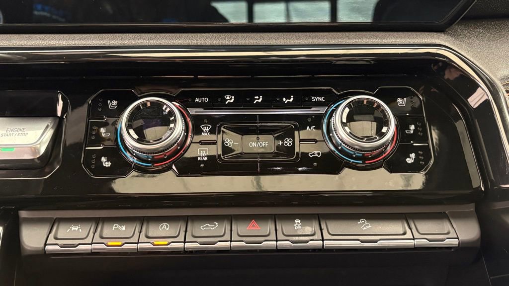 Used 2023 GMC Sierra 1500 AT4 w/ Technology Package image 40