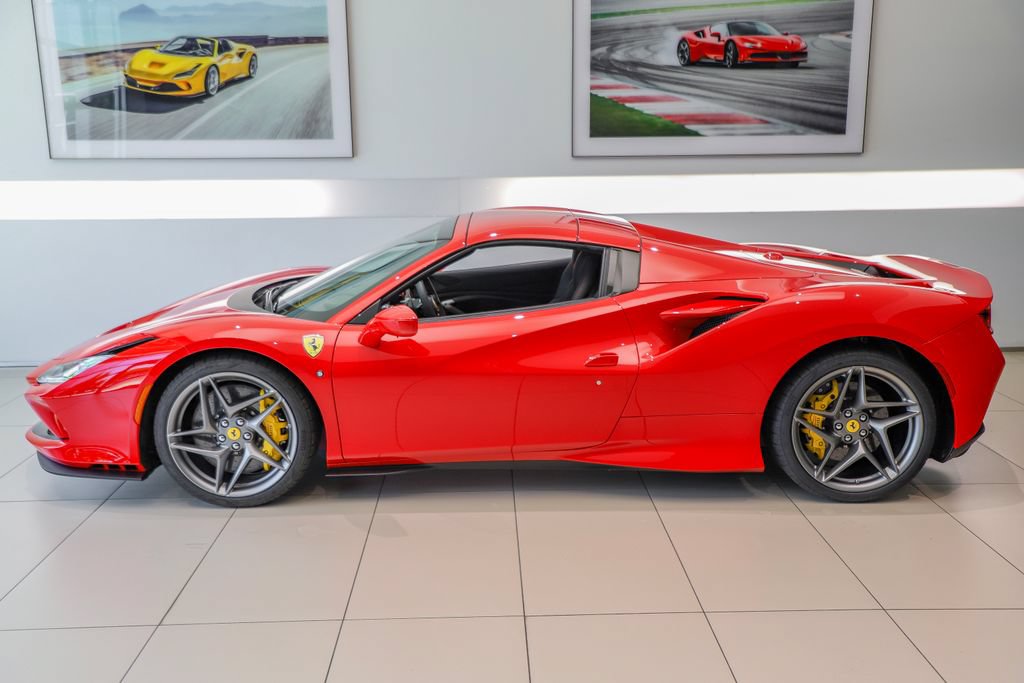 Certified 2022 Ferrari F8 Tributo RWD image 35