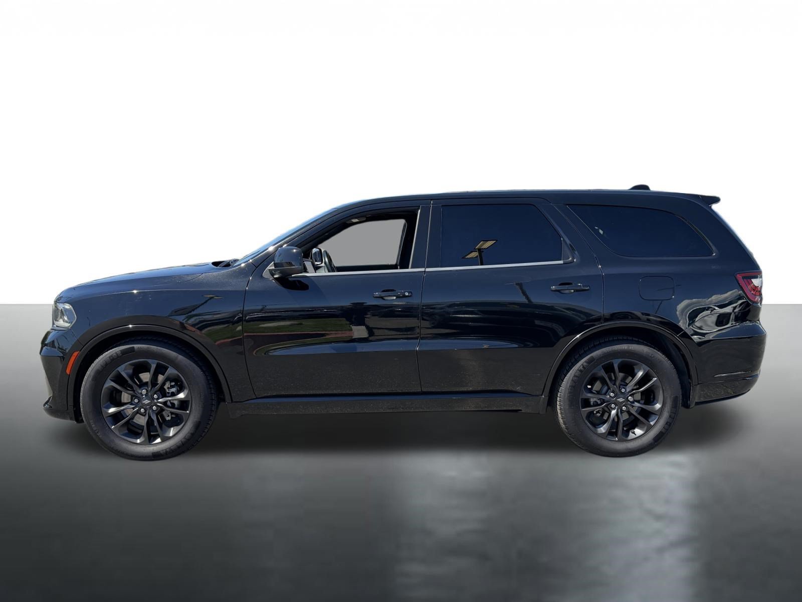 Used 2021 Dodge Durango GT w/ Blacktop Package RWD image 5