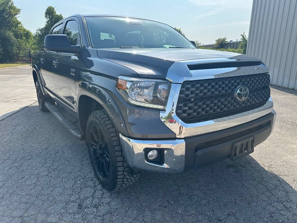 Used 2020 Toyota Tundra SR5 w/ SR5 Upgrade Package AWD/4WD image 3