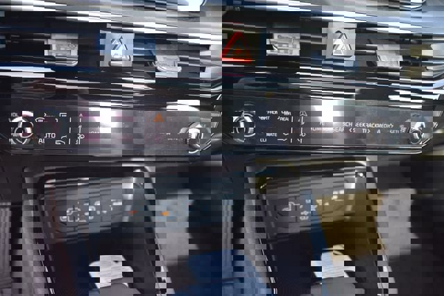 New 2026 Kia K5 GT-Line AWD/4WD image 31