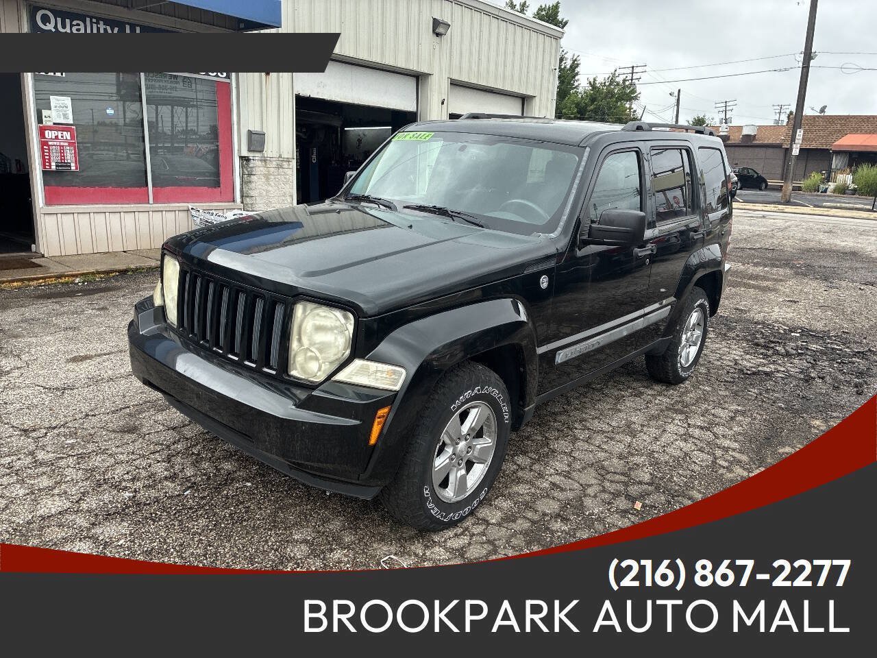 Used 2012 Jeep Liberty Sport w/ Popular Equipment Group AWD/4WD image 1