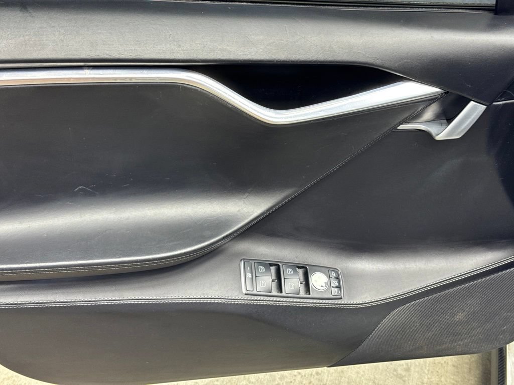 Used 2015 Tesla Model S P90D AWD/4WD image 8