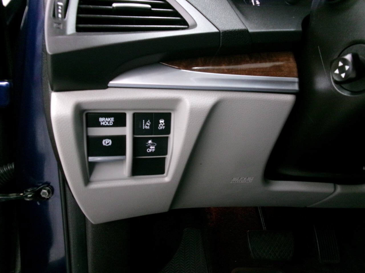 Used 2018 Acura MDX SH-AWD w/ Technology Package image 34