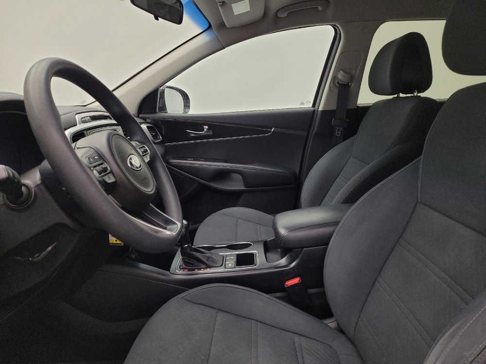 Used 2016 Kia Sorento LX image 17