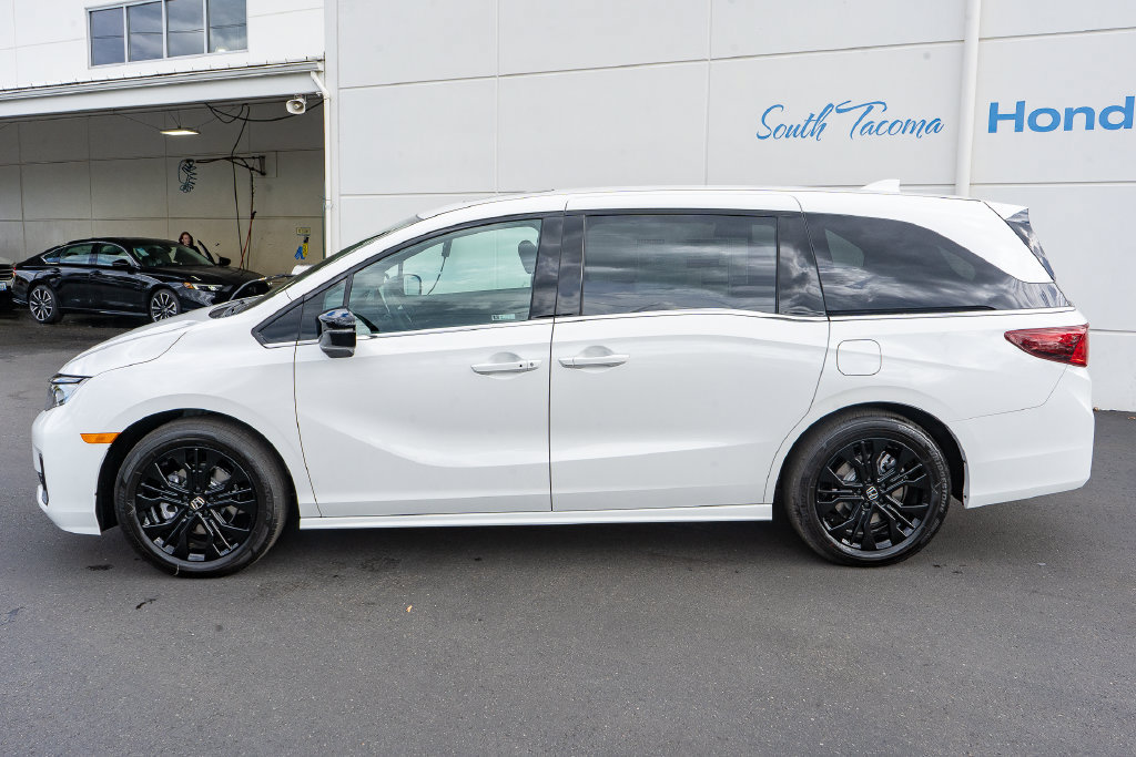 New 2027 Honda Odyssey Sport-L image 9