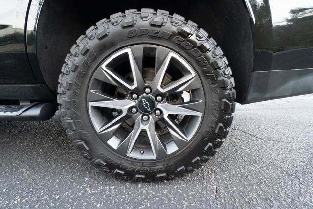 Used 2023 Chevrolet Tahoe Z71 w/ Luxury Package image 42