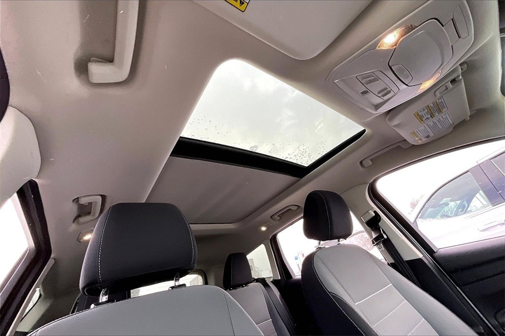 Used 2015 Ford Escape SE image 20