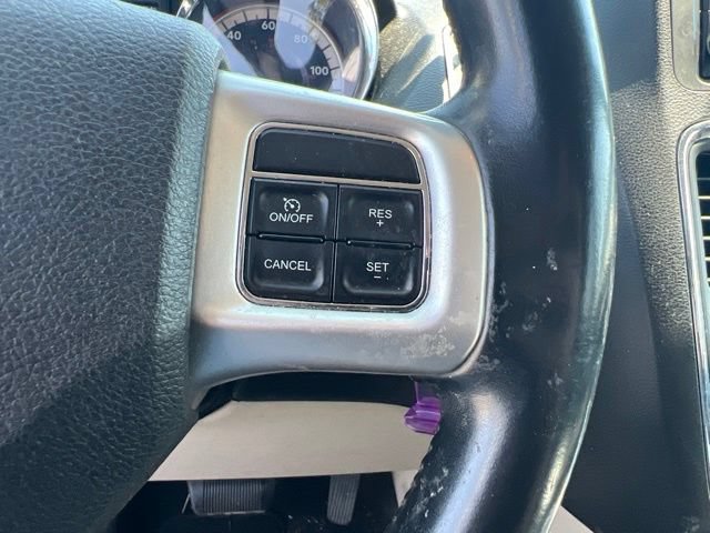 Used 2015 Dodge Grand Caravan SXT w/ Rear Park Assist Package FWD image 15