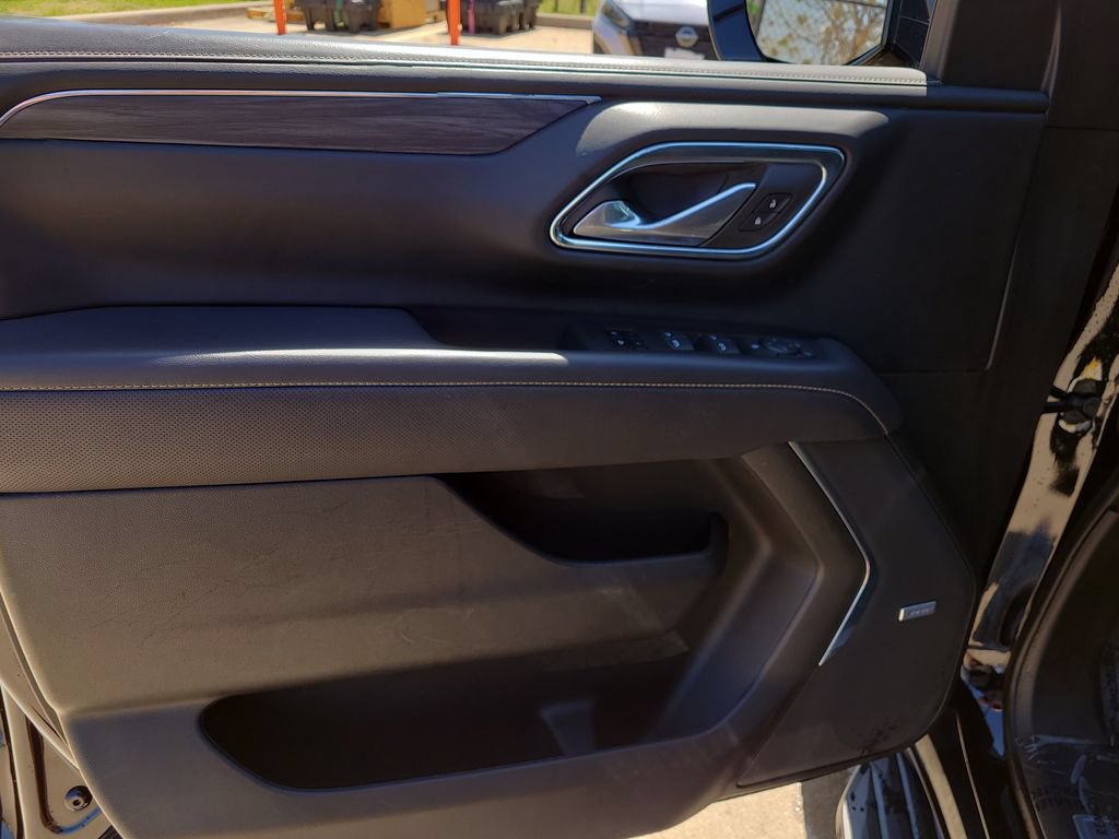 Used 2023 GMC Yukon SLT RWD image 19