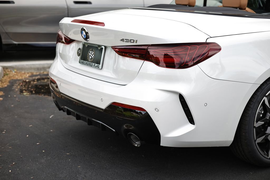 New 2026 BMW 430i Convertible w/ M Sport Package image 9