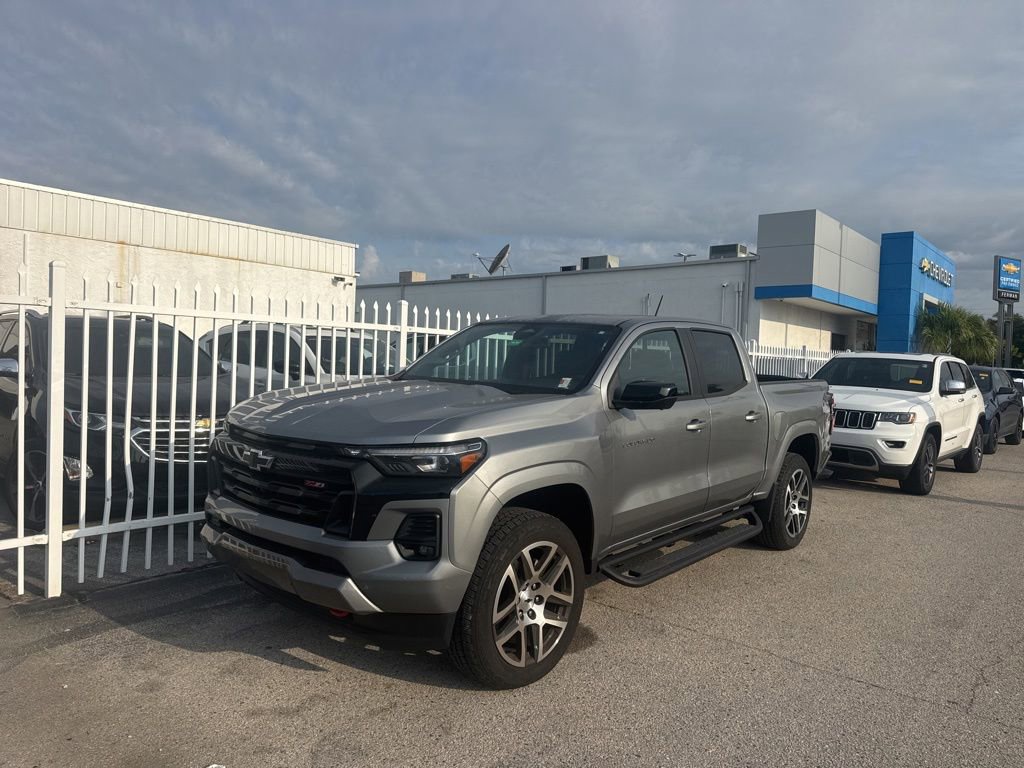 Used 2023 Chevrolet Colorado Z71 w/ Z71 Convenience Package 2 AWD/4WD image 1