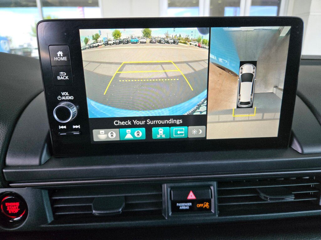 Certified 2023 Honda Pilot TrailSport image 22